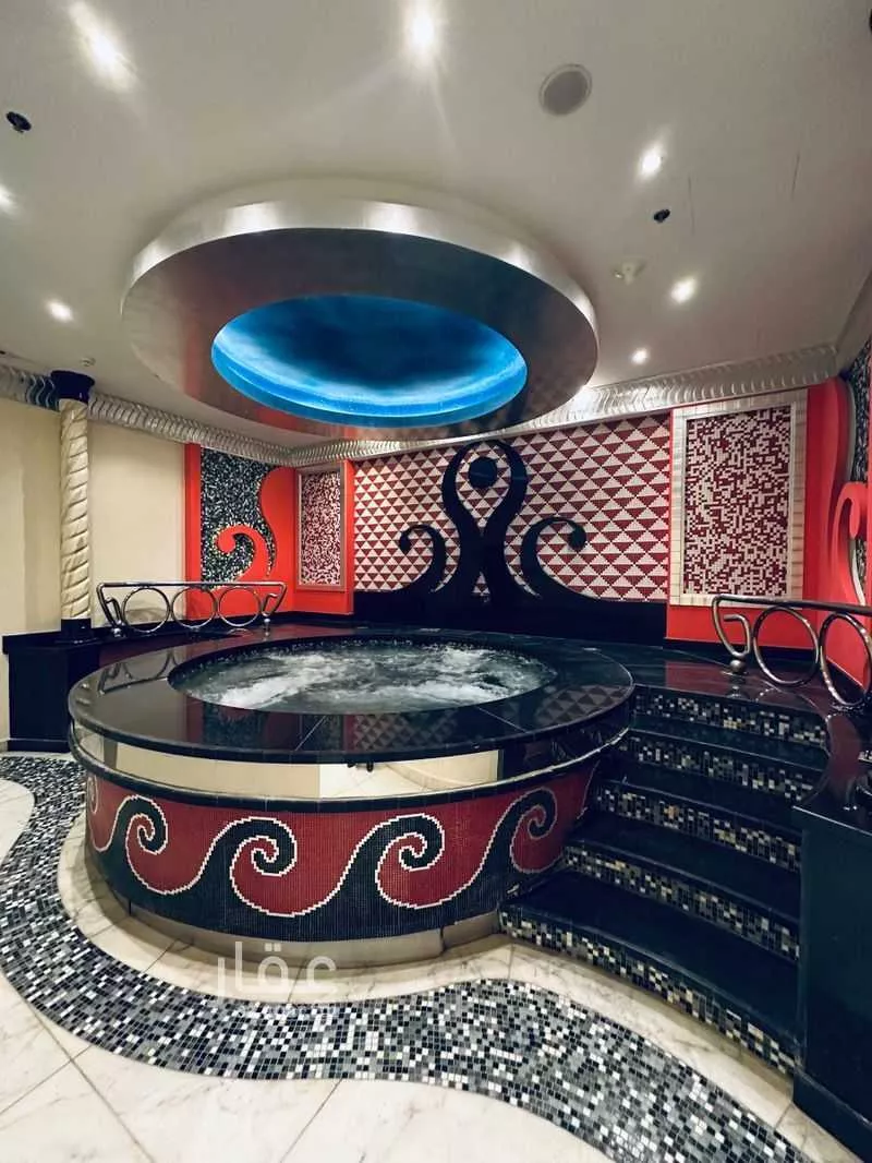 3 bedroom apartment in Al Shati 5