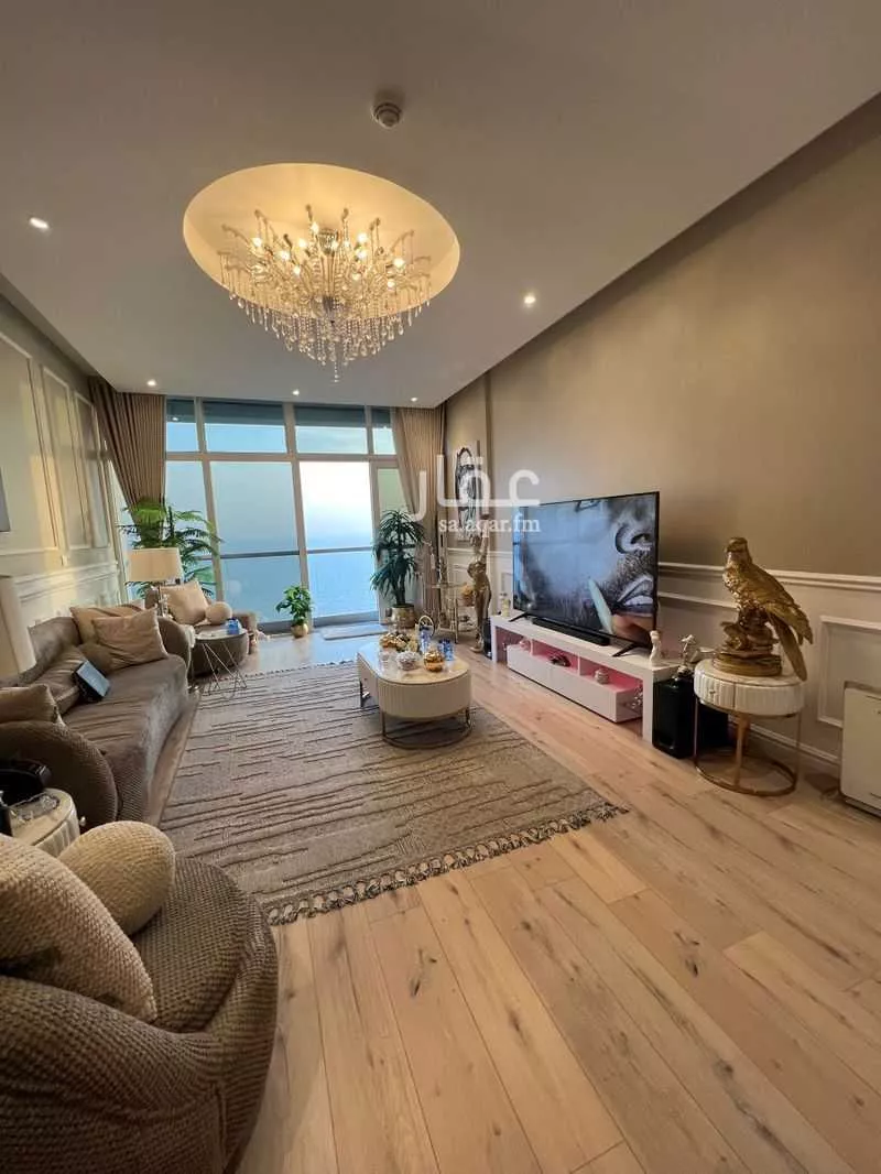 3 bedroom apartment in Al Shati 8