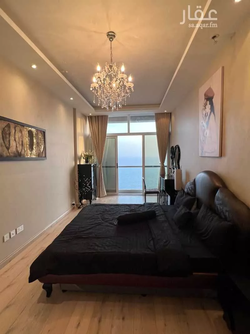3 bedroom apartment in Al Shati 10