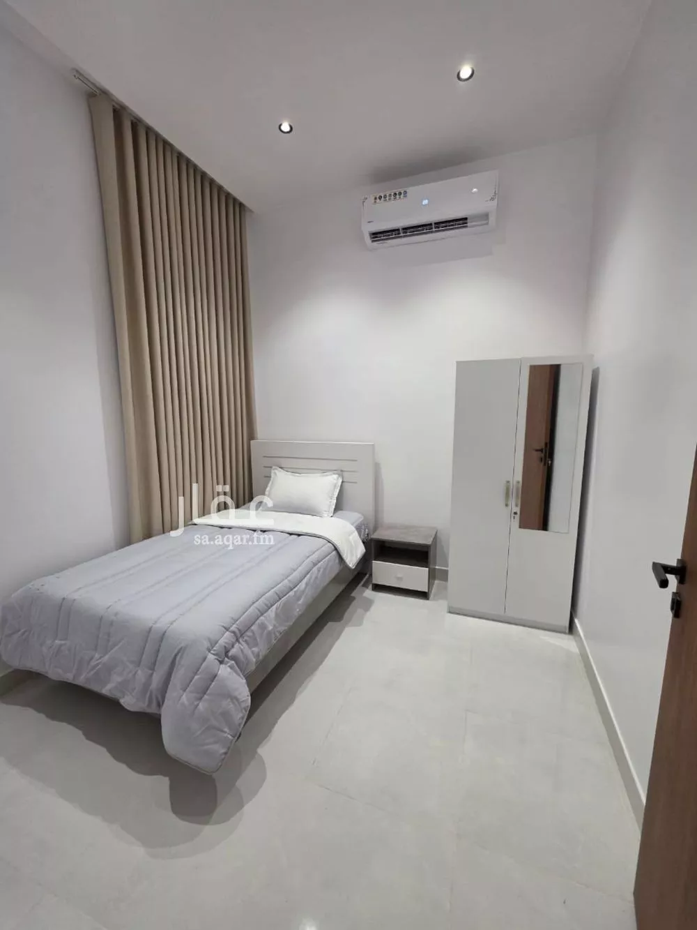 4 bedroom apartment in Al Maizilah 6