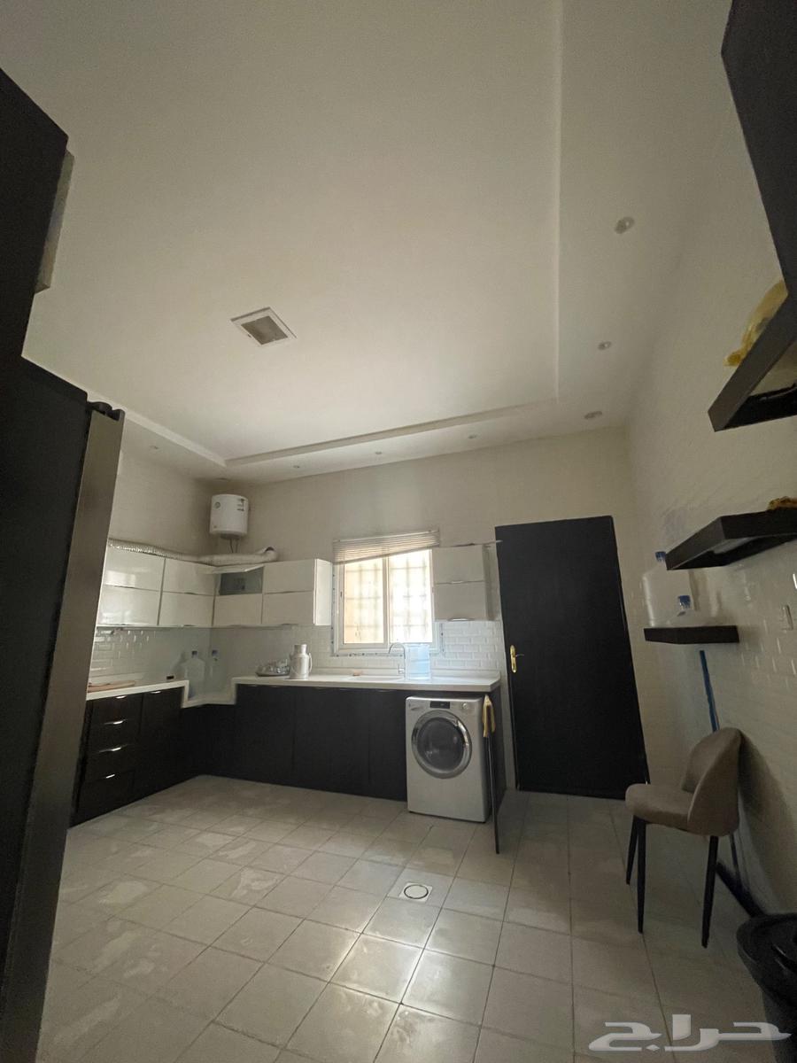 16 bedroom villa in Al Bayan 16