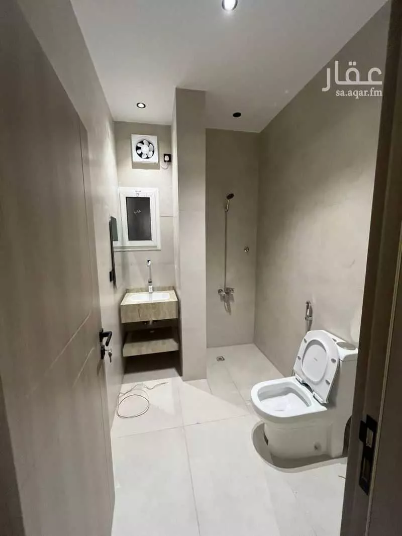 3 bedroom apartment in Al Rabwa 16