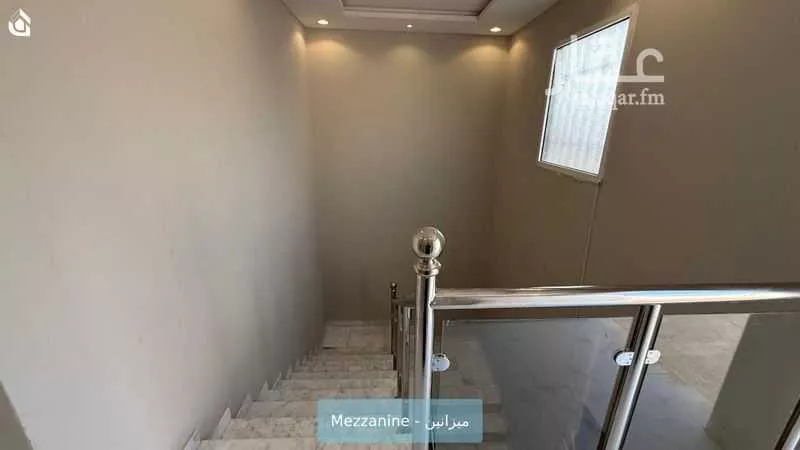 فيلا 5 غرف في طويق 10