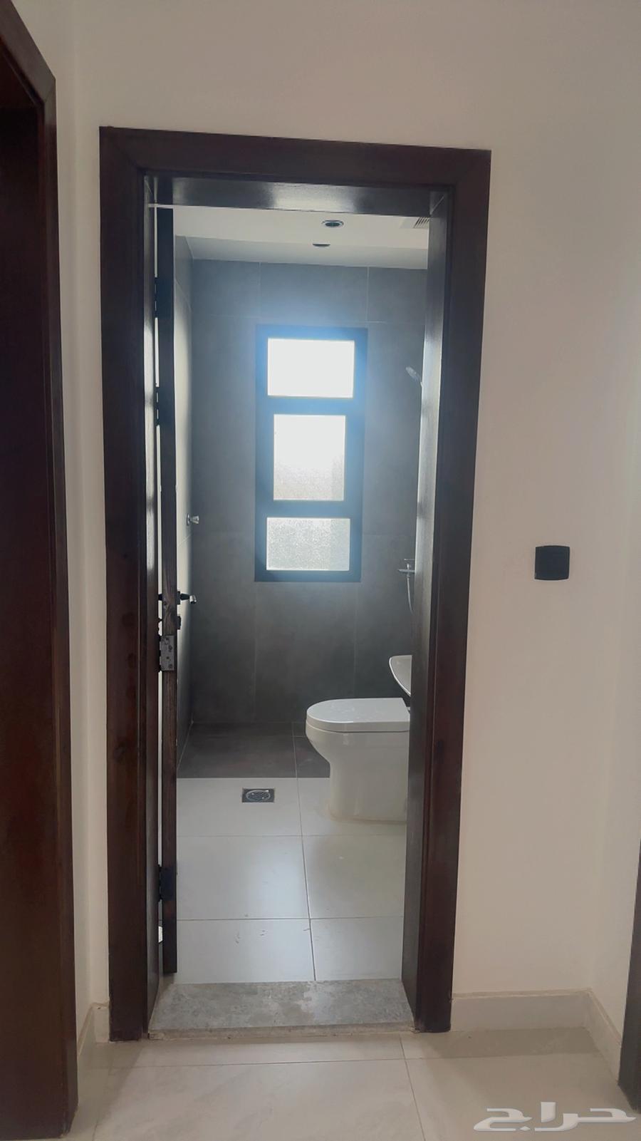 5 bedroom apartment in Al Nuzhah 10