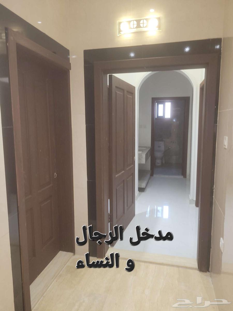 5 bedroom apartment in Al Bashaer 9