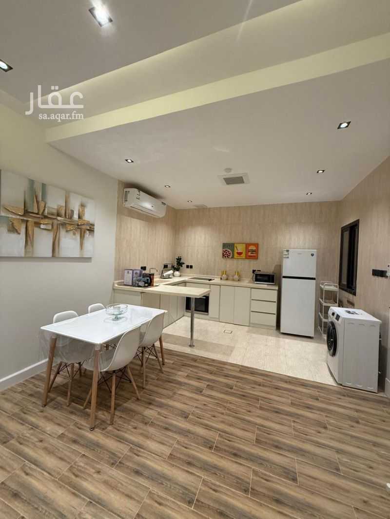 3 bedroom apartment in Al Yasmin 8