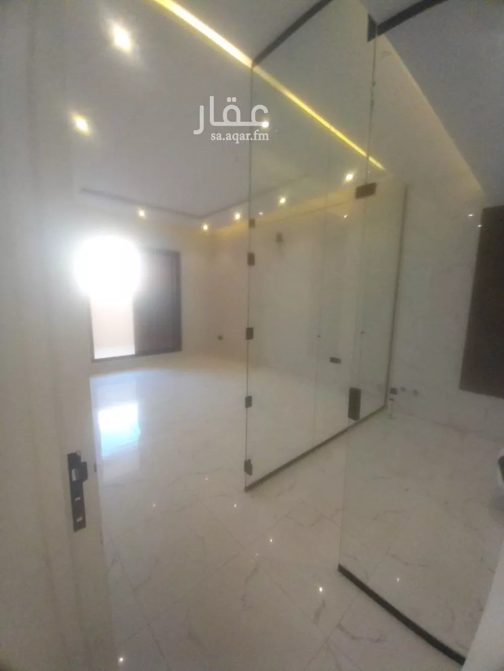 4 bedroom apartment in Dhahrat Laban 9