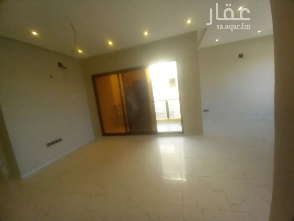 4 bedroom apartment in Dhahrat Laban 6