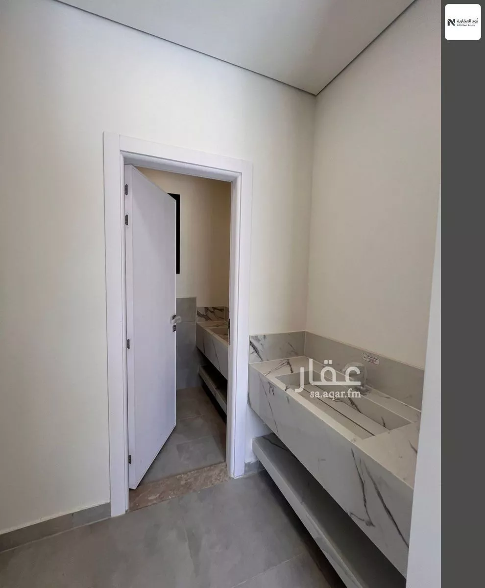 5 bedroom villa in Al Rimal 4
