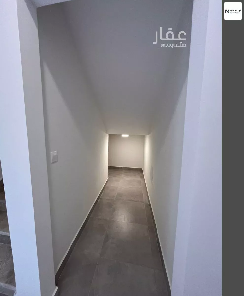 5 bedroom villa in Al Rimal 7