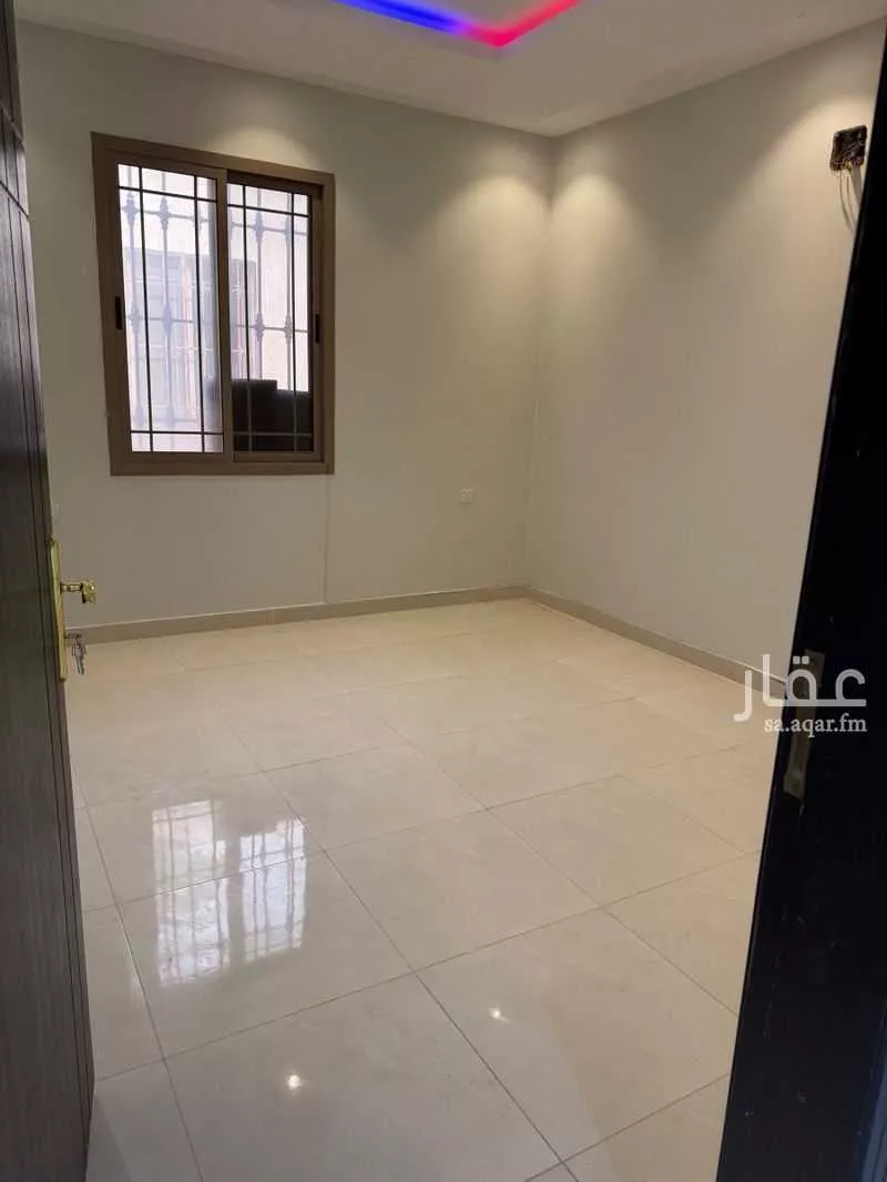 4 bedroom floor in Dhahrat Namar 5