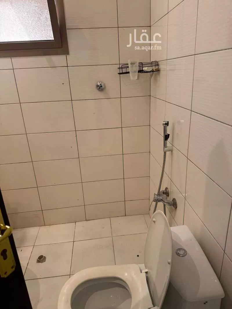 4 bedroom floor in Dhahrat Namar 6