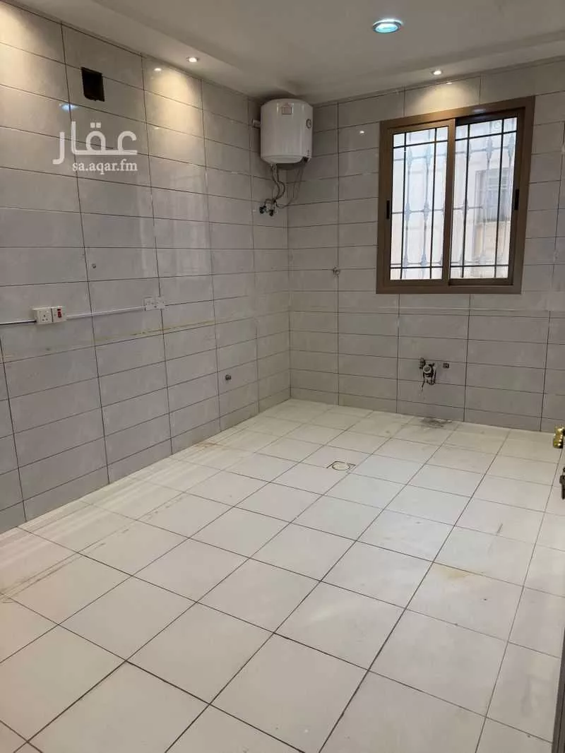 4 bedroom floor in Dhahrat Namar 3
