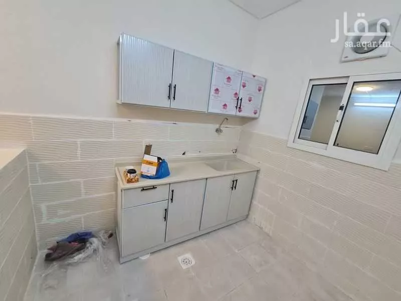 350 sqm building in Al Furusiyah 9