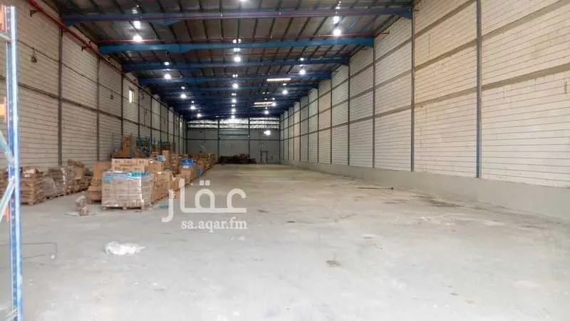 1823 sqm warehouse in Al Wadi 2