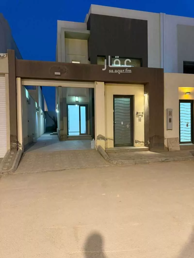 5 bedroom villa in Al Narjis 10