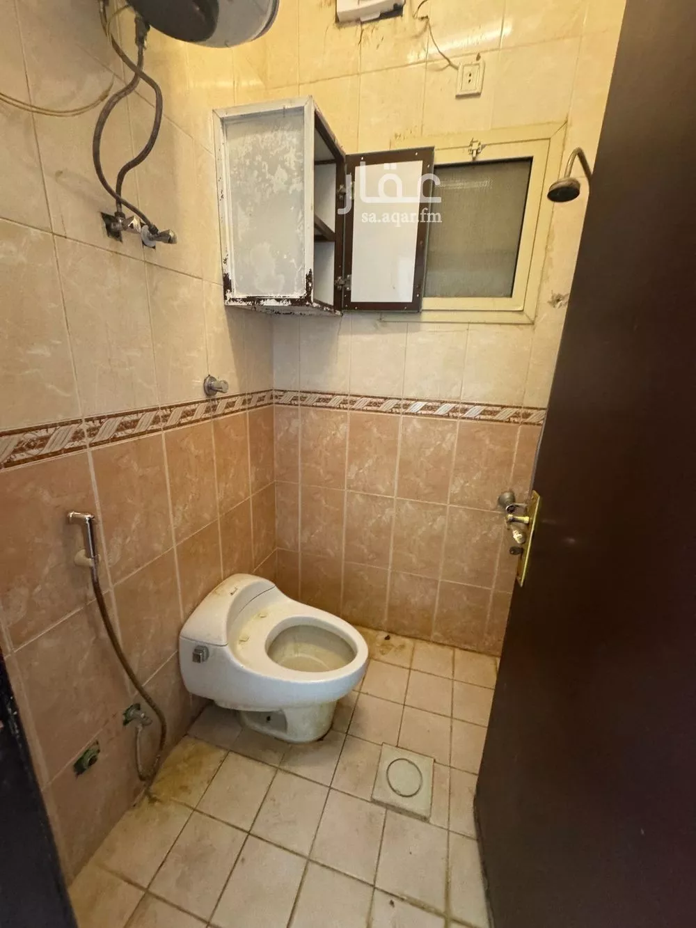 3 bedroom apartment in Al Yarmouk 6