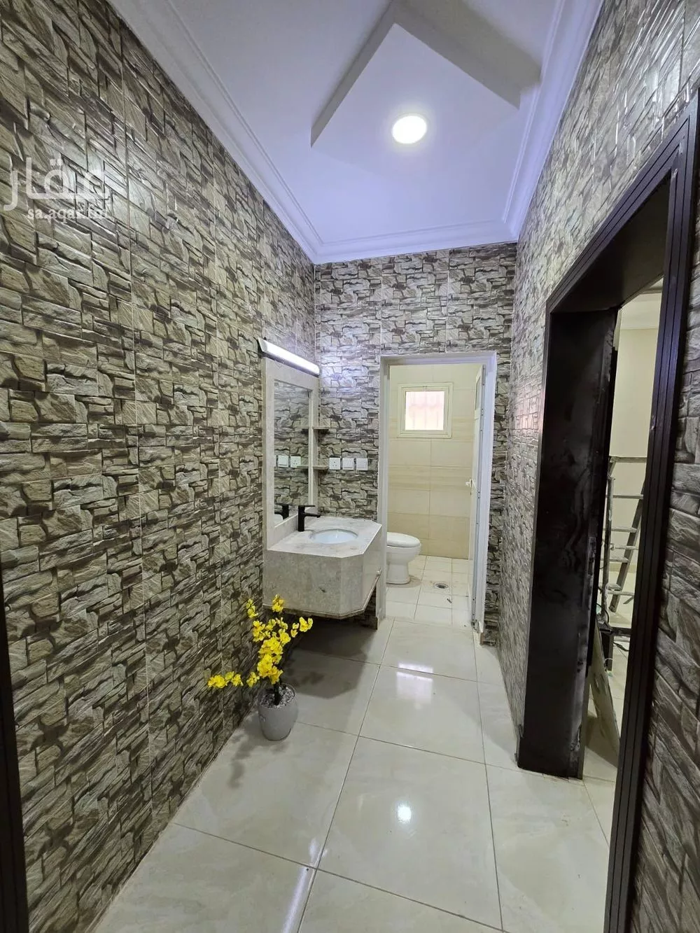 5 bedroom apartment in Dahiat King Fahd 5