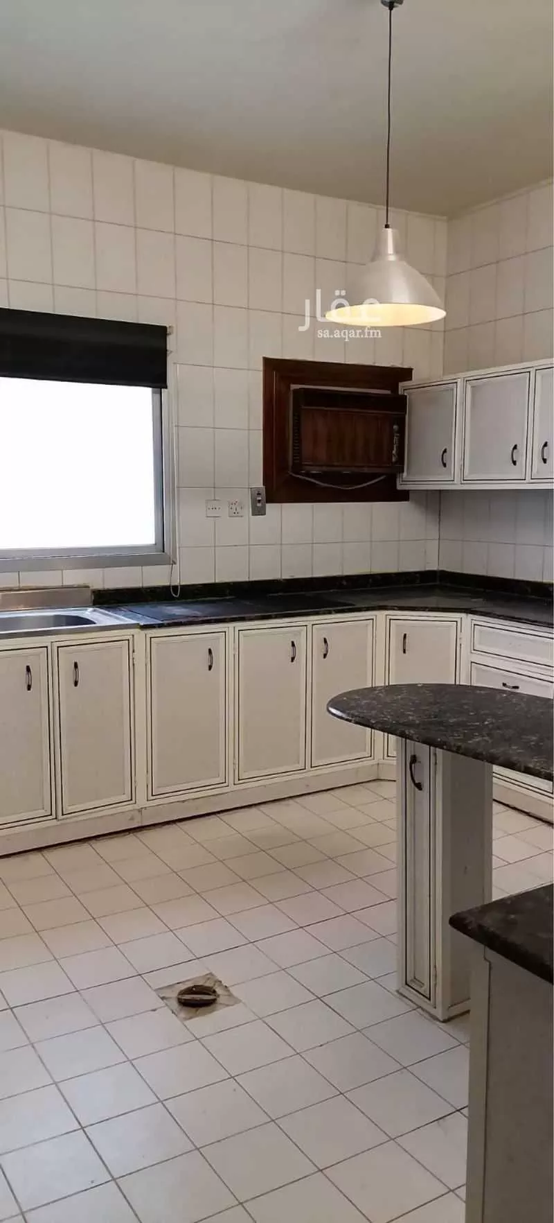 4 bedroom villa in Salah Ad Din 18