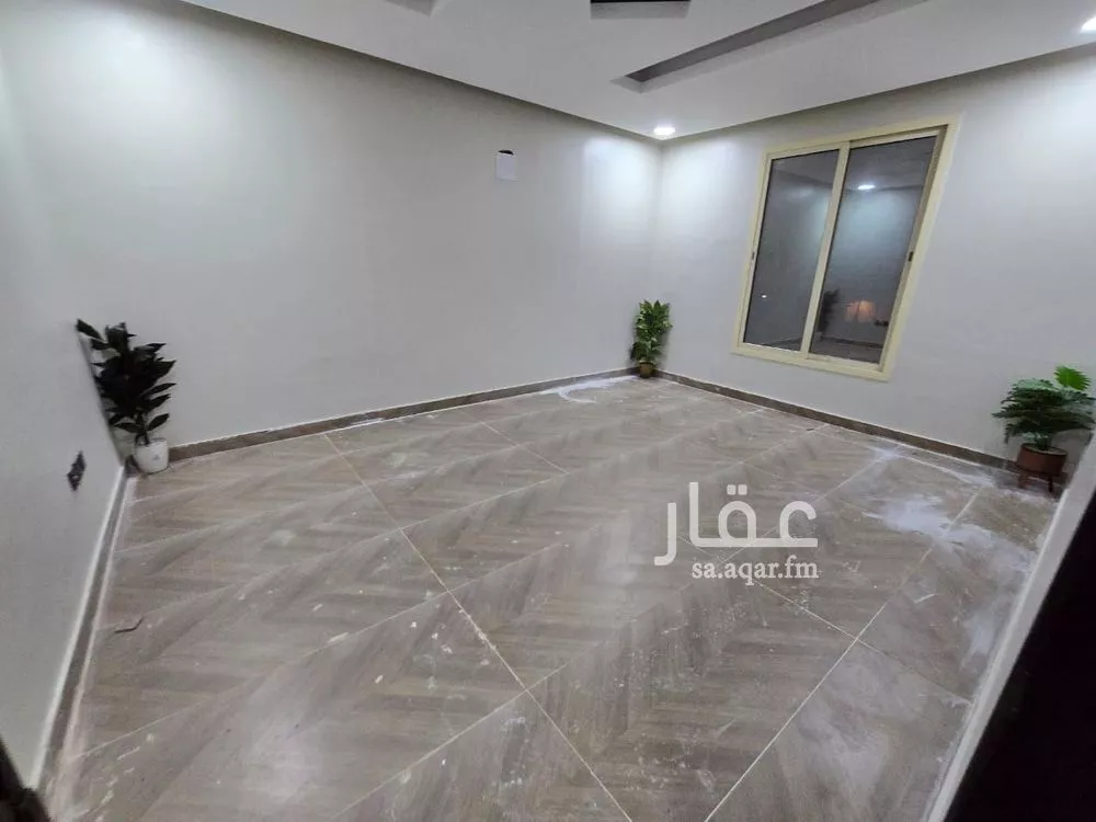 5 bedroom apartment in Ash Shulah 7