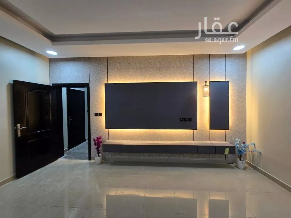 5 bedroom apartment in Ash Shulah 4