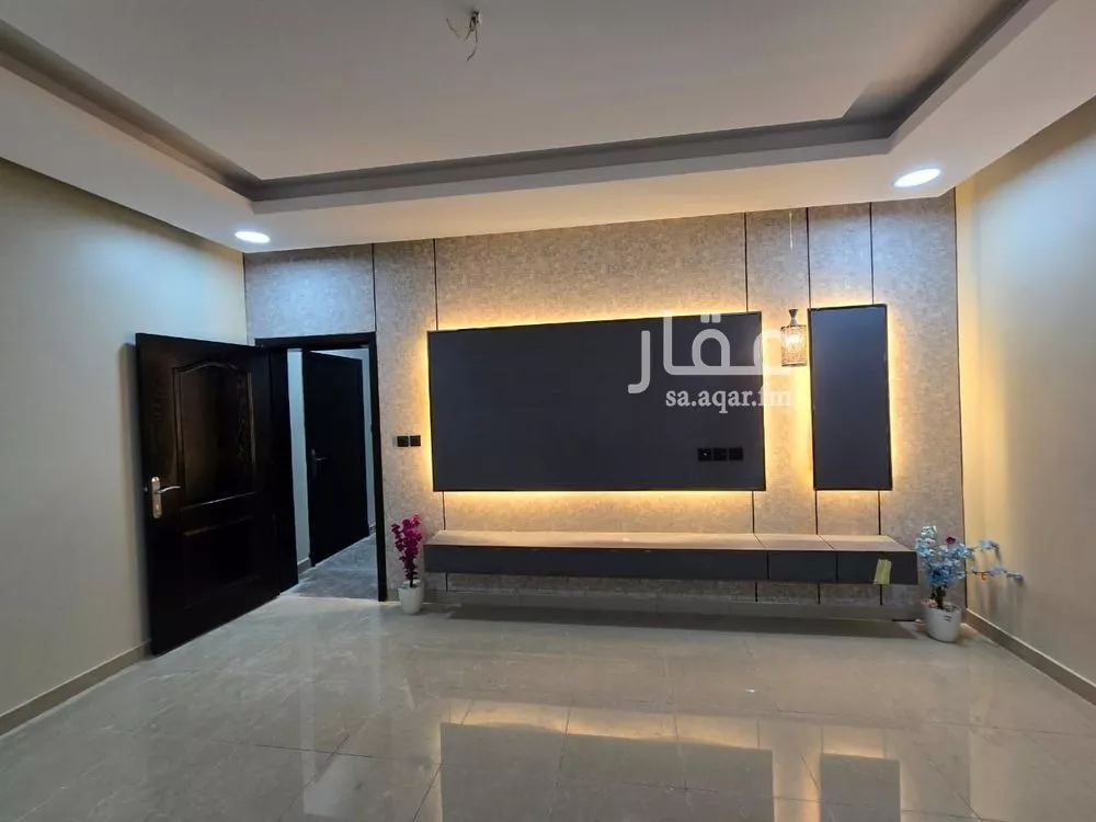 5 bedroom apartment in Ash Shulah 5