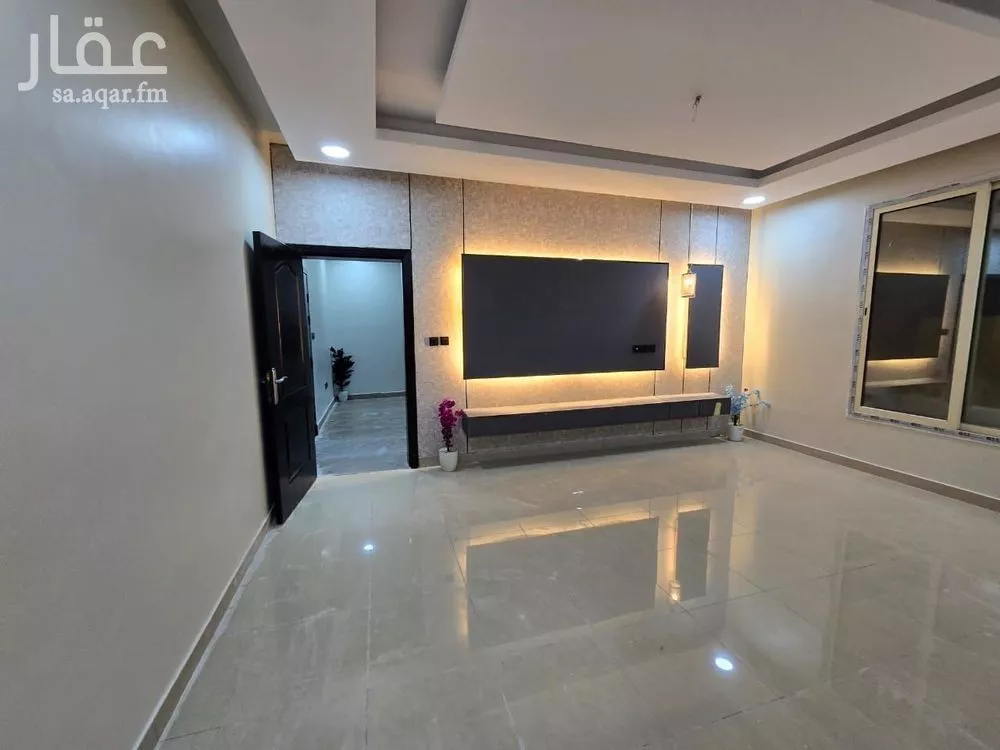 5 bedroom apartment in Ash Shulah 8