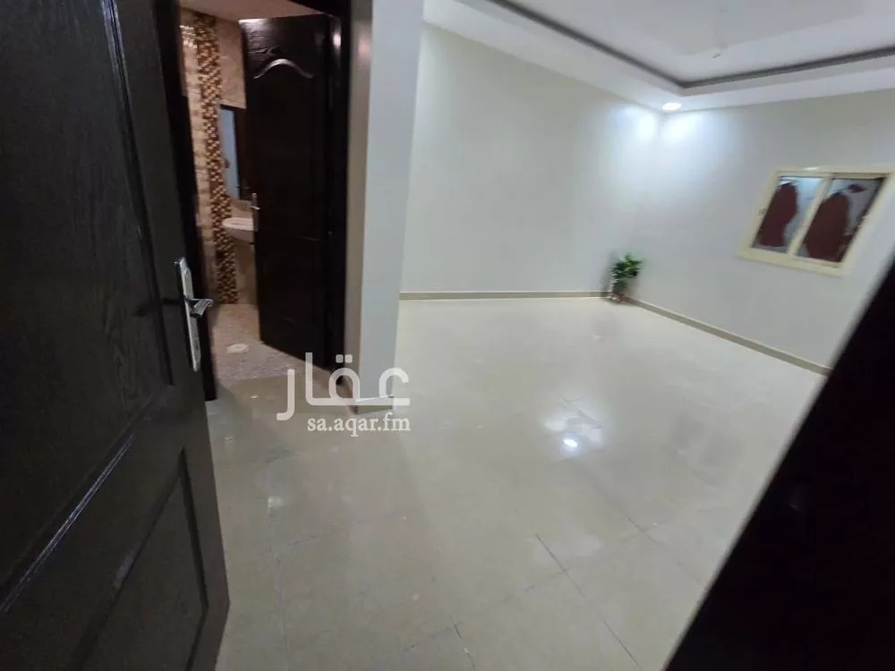 5 bedroom apartment in Ash Shulah 19