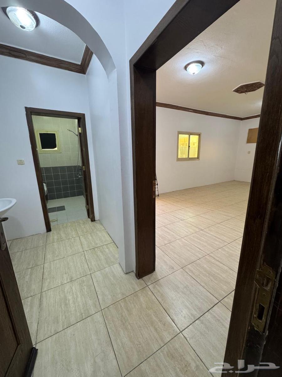 4 bedroom apartment in Al Rawdah 3