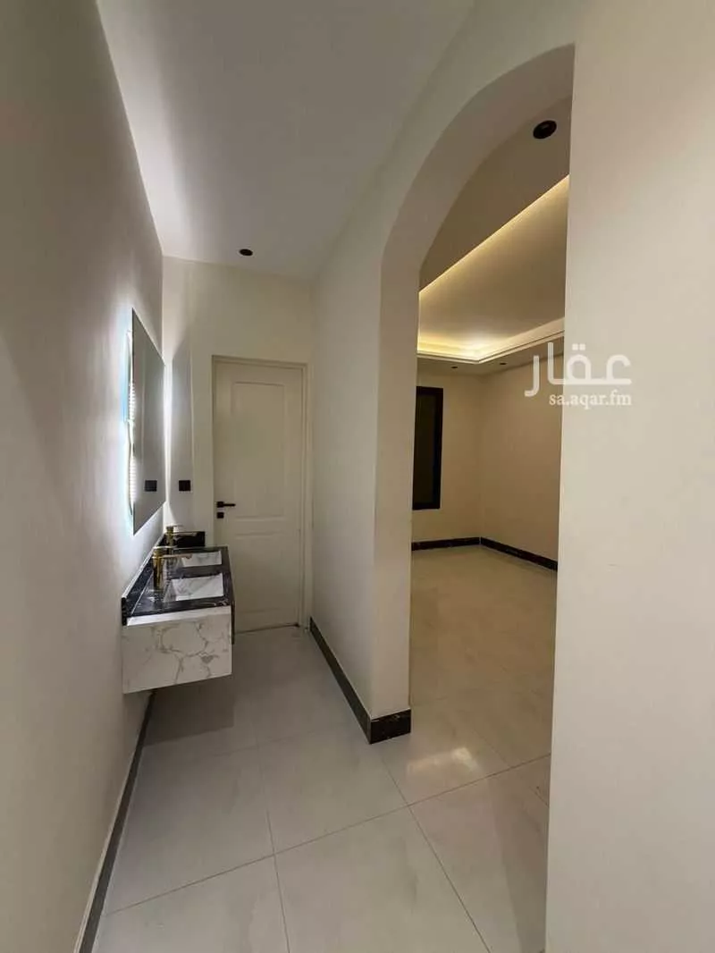 6 bedroom apartment in Tuwaiq 5