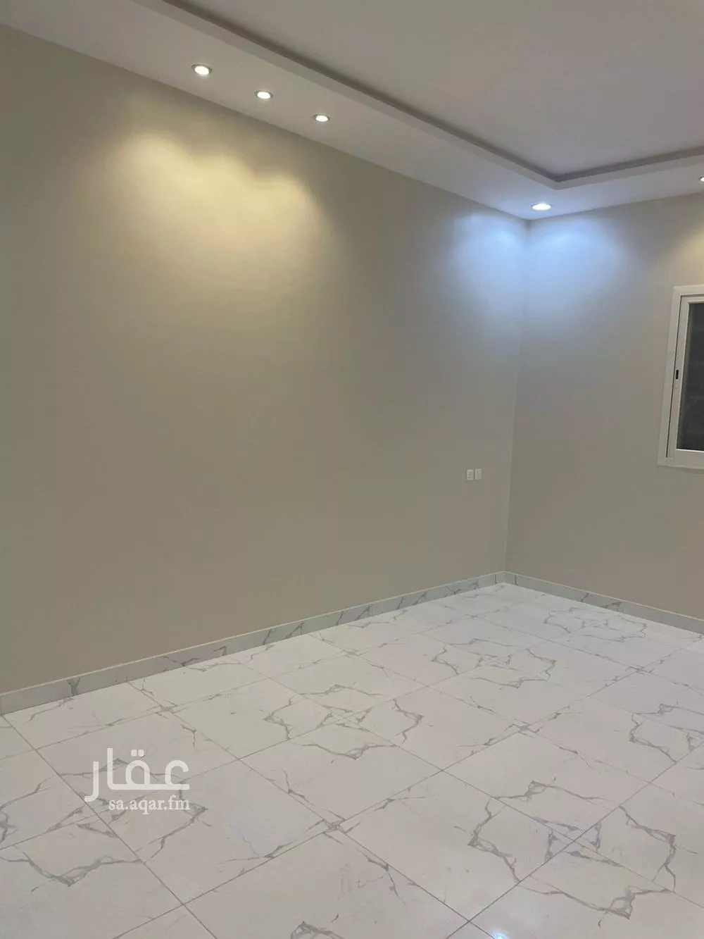 4 bedroom apartment in Al Rimal 6