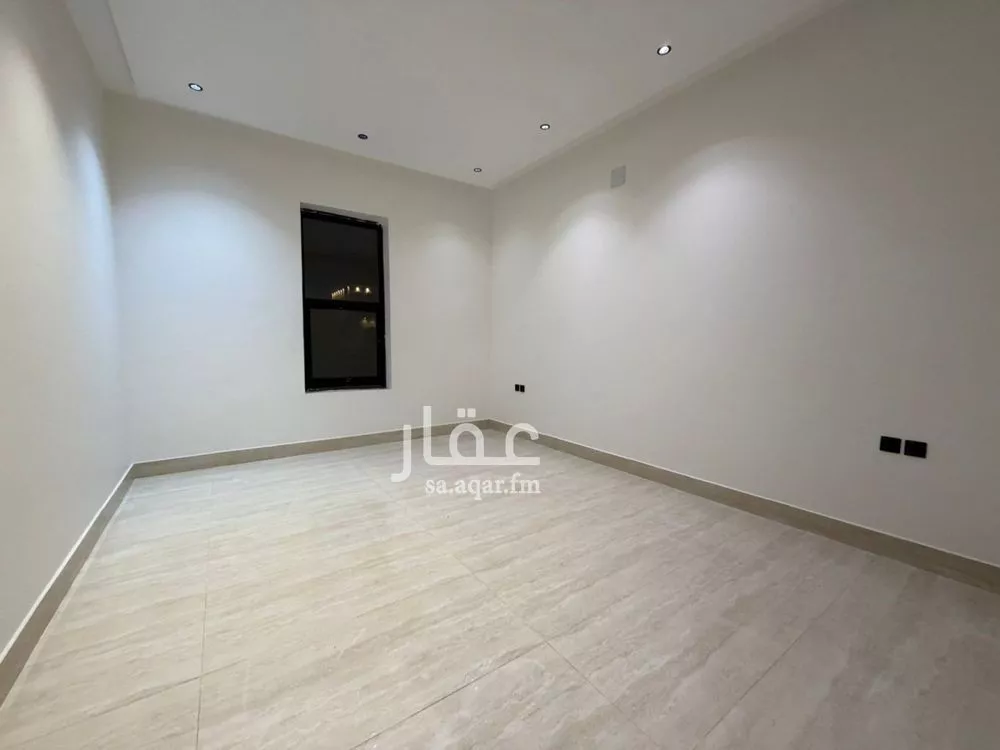 7 bedroom villa in Al Rimal 10