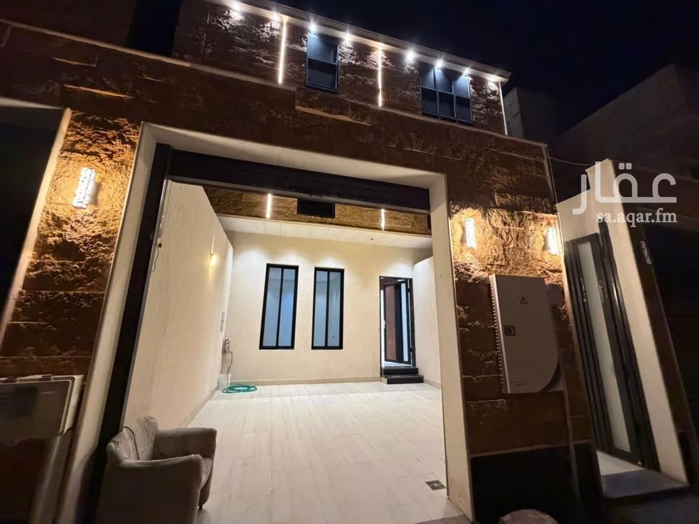 7 bedroom villa in Al Rimal 6