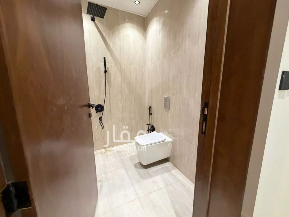 7 bedroom villa in Al Rimal 3