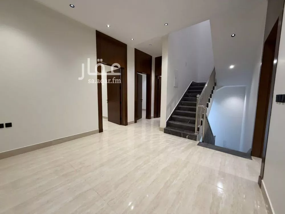 7 bedroom villa in Al Rimal 23