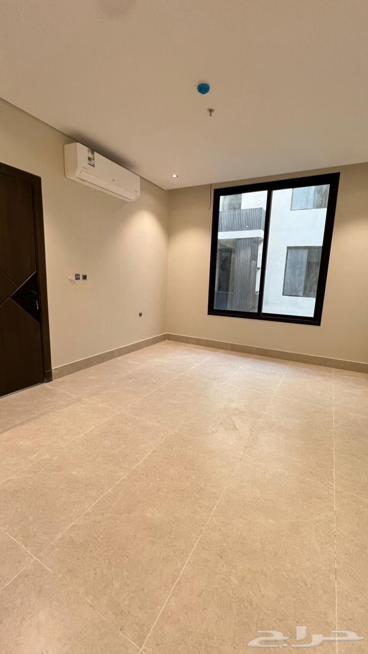 6 bedroom apartment in Ash Shulah 4