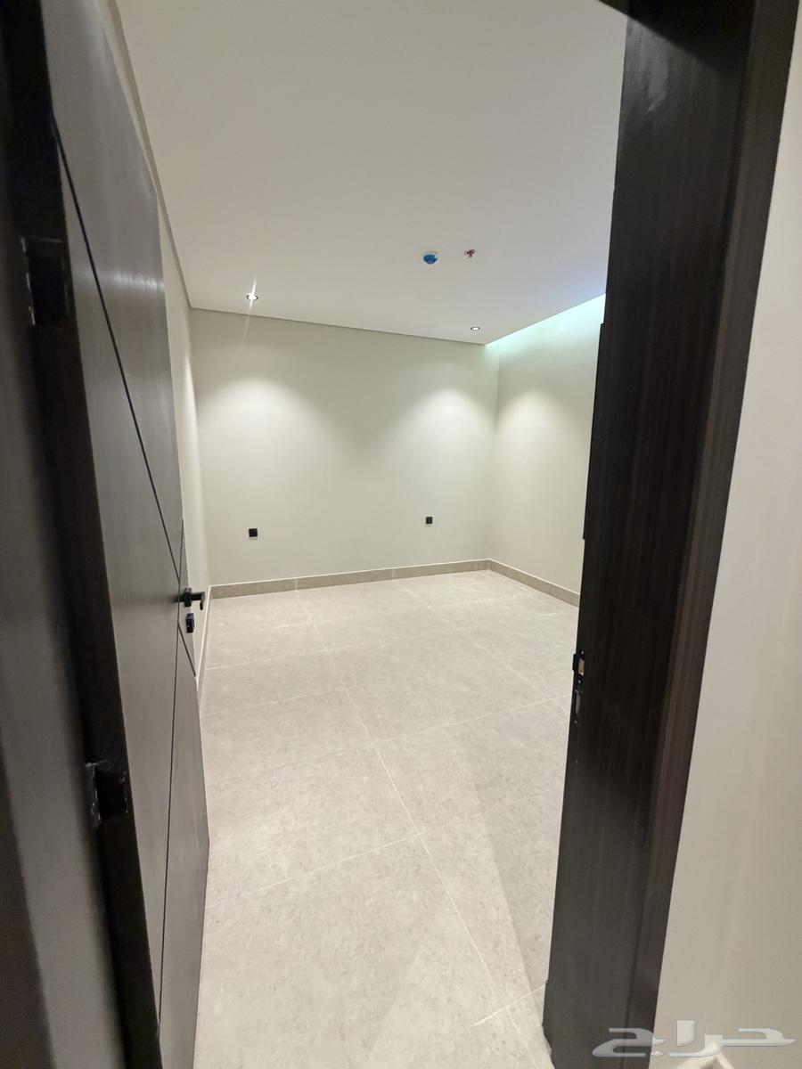 6 bedroom apartment in Ash Shulah 9