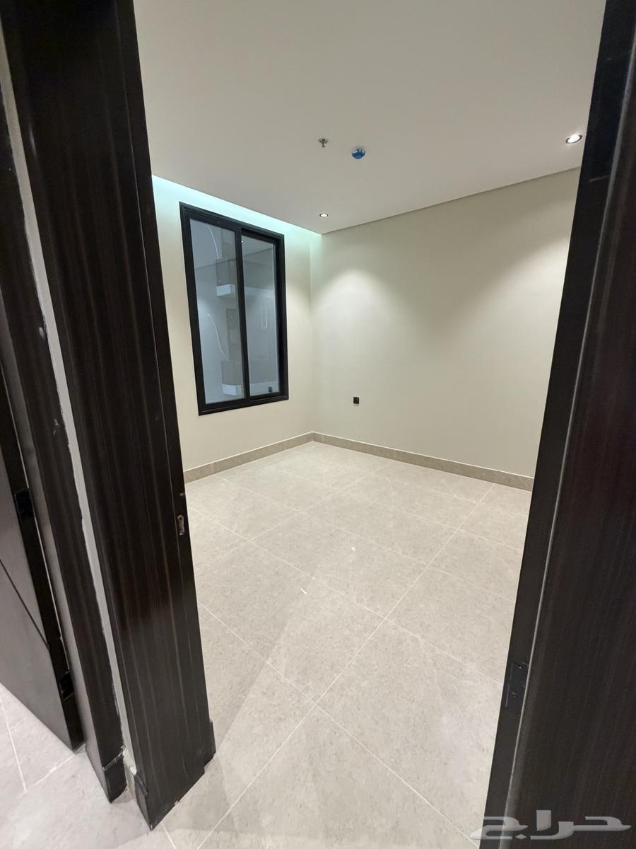 6 bedroom apartment in Ash Shulah 5