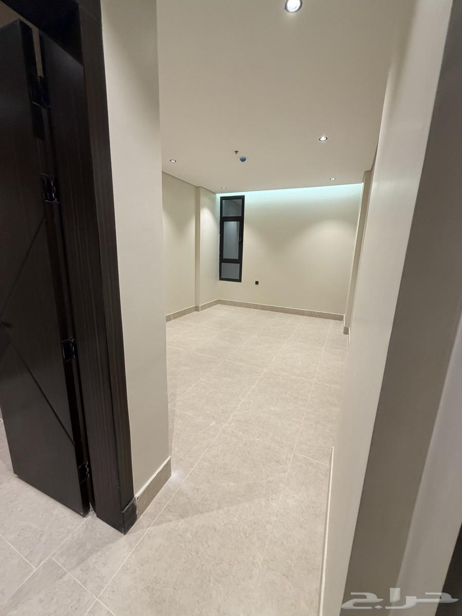 6 bedroom apartment in Ash Shulah 8