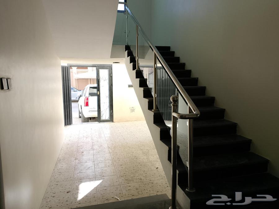 5 bedroom apartment in Badr 7