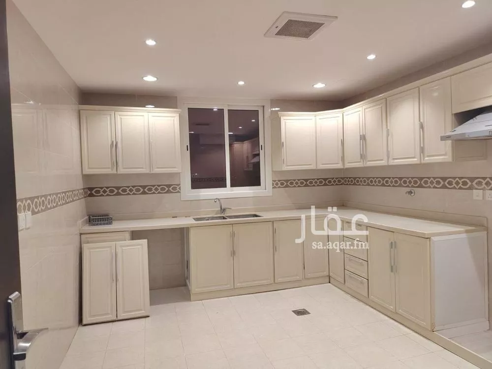 3 bedroom floor in Al Narjis 2
