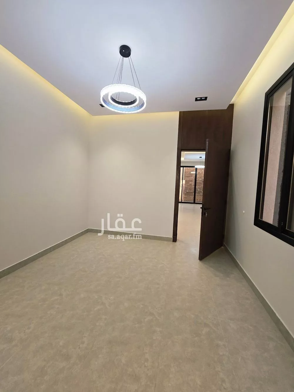 5 bedroom villa in Al Qadisiyah 2