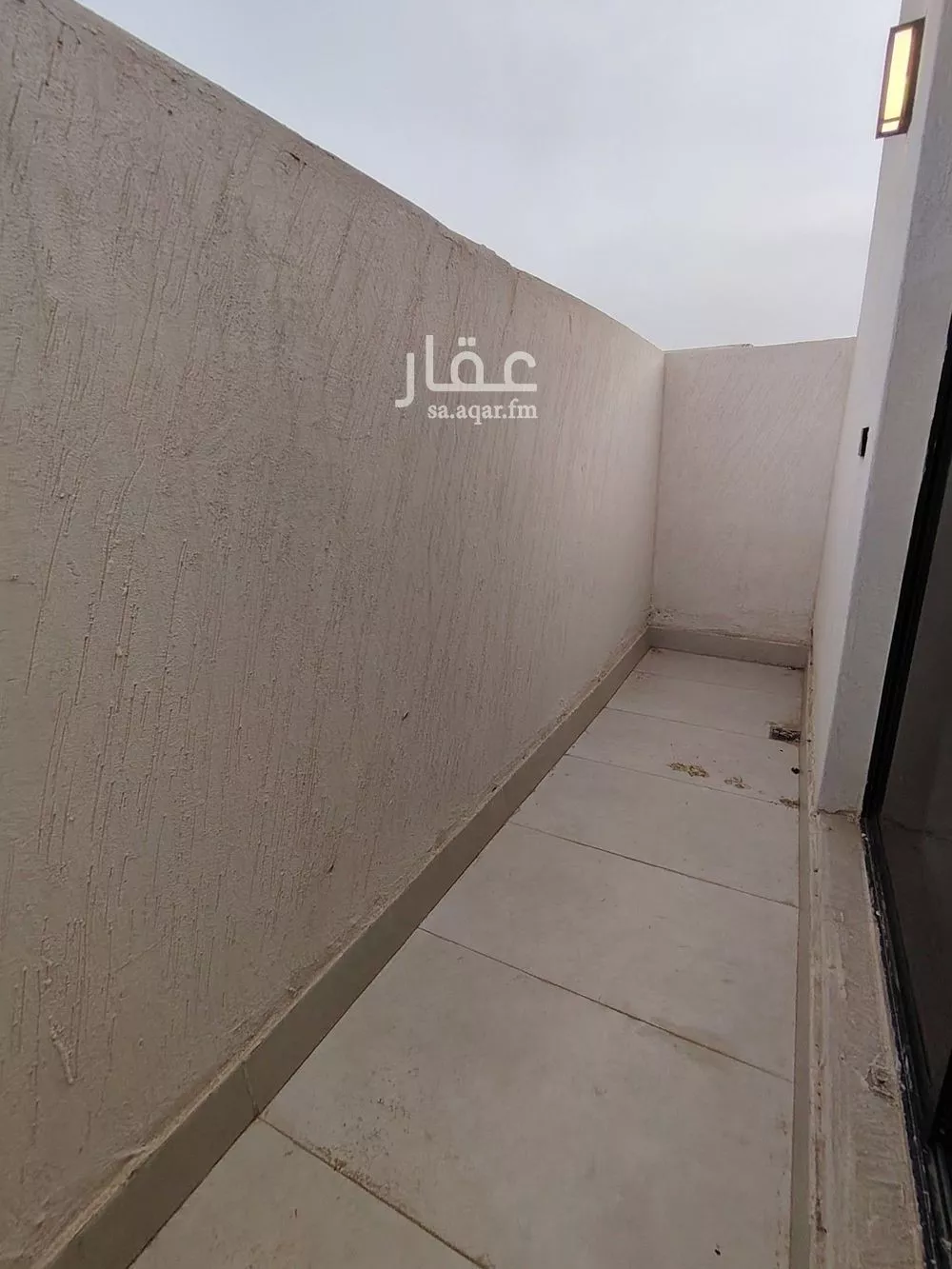 شقة 4 غرف في الرمال 5