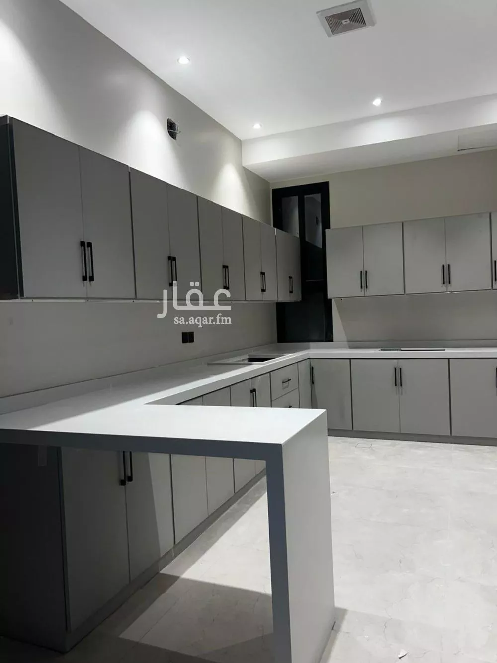 4 bedroom apartment in Al Aridh 7