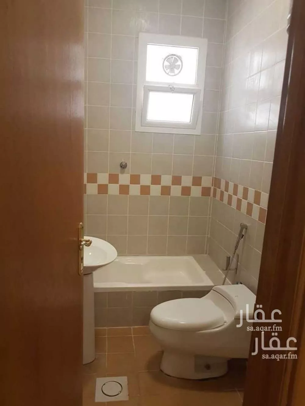 3 bedroom floor in Ishbiliyah 2