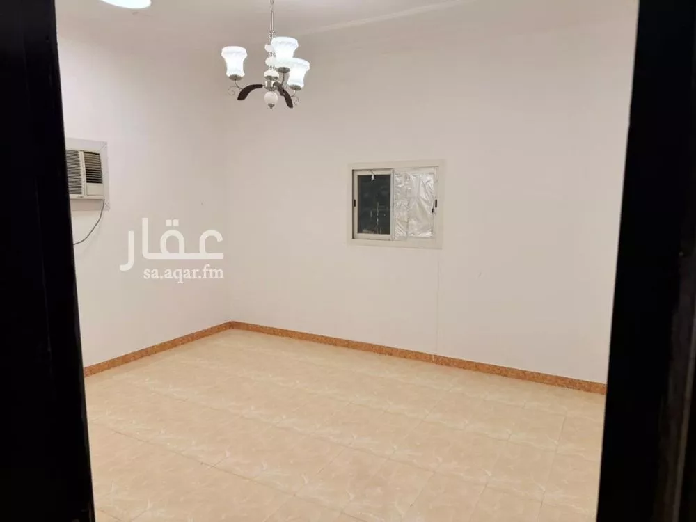 3 bedroom floor in Ishbiliyah 3