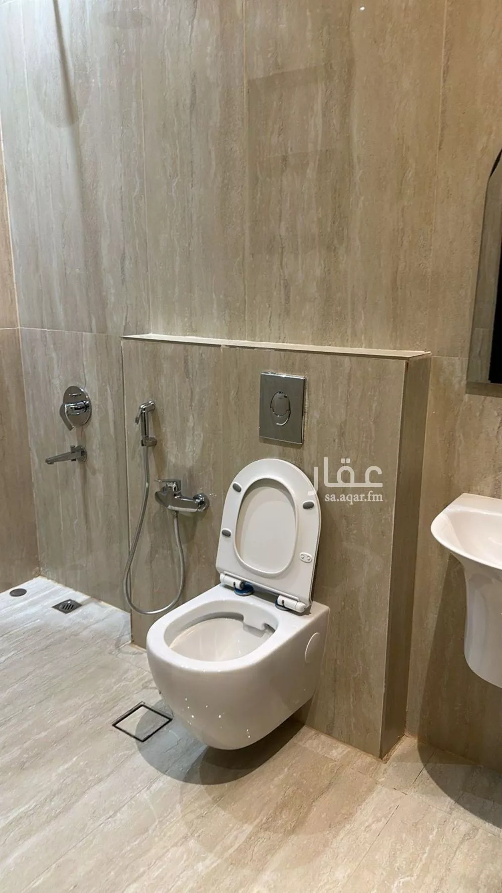 3 bedroom apartment in Al Manar 7
