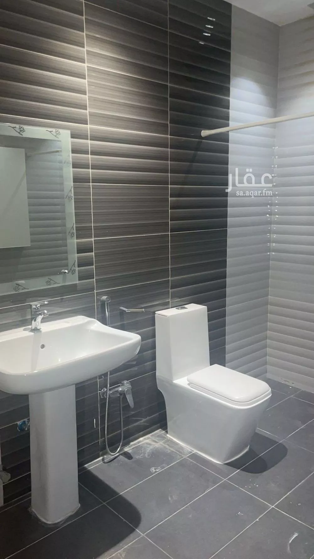 3 bedroom apartment in Al Malqa 6