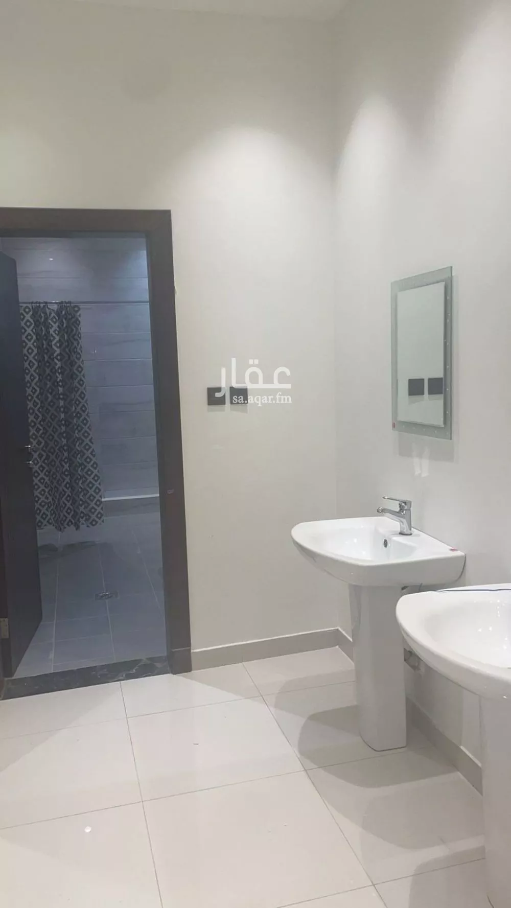 3 bedroom apartment in Al Malqa 12