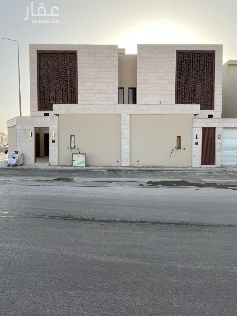 فيلا 5 غرف في طويق 2